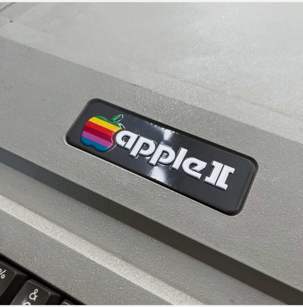 Vintage Apple II&nbsp;Love